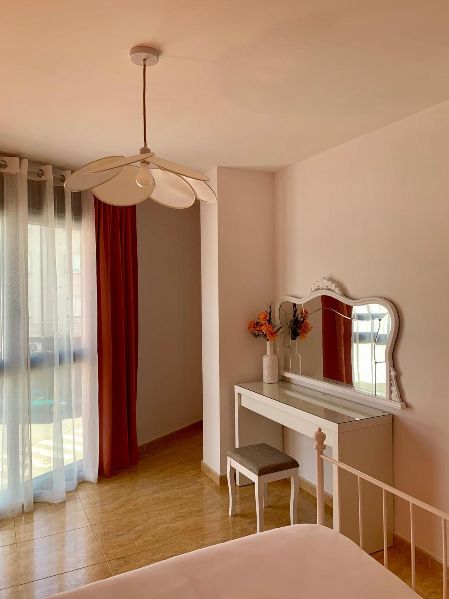 Alojamiento Yasa Sarria Εξωτερικό φωτογραφία